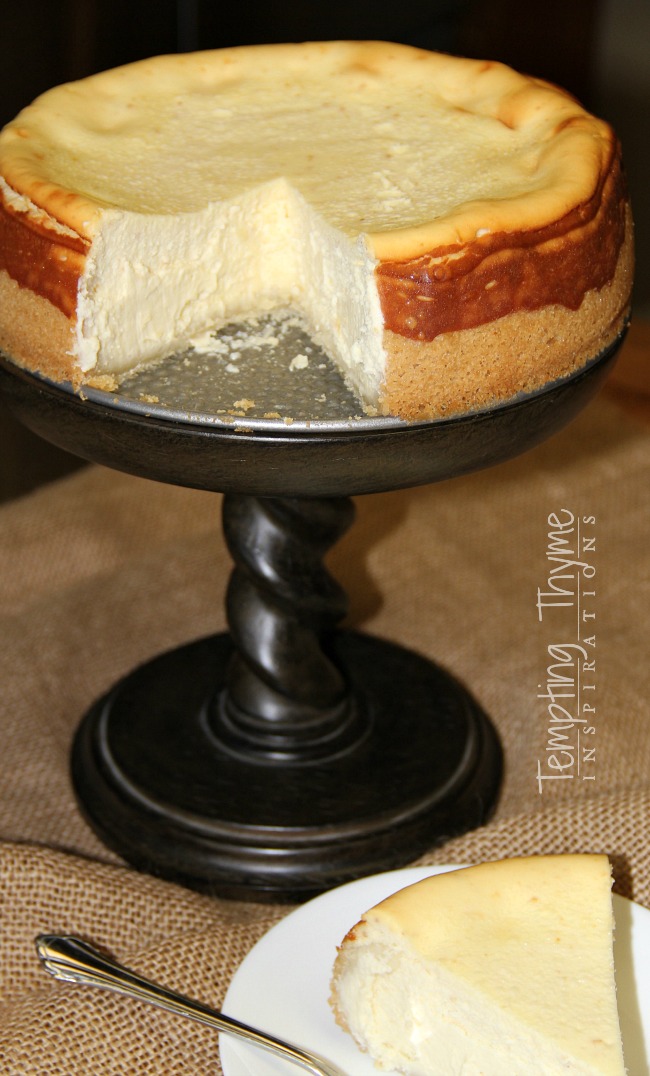 Sugar Cookie Cheesecake | tempting thyme