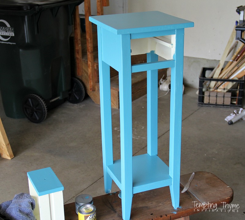 Someone else's trash is definitely my treasure. #Roadsiderescue #DIY #upcycle #furniture