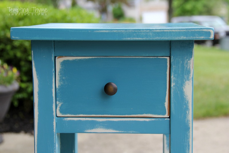 Someone else's trash is definitely my treasure. #Roadsiderescue #DIY #upcycle #furniture